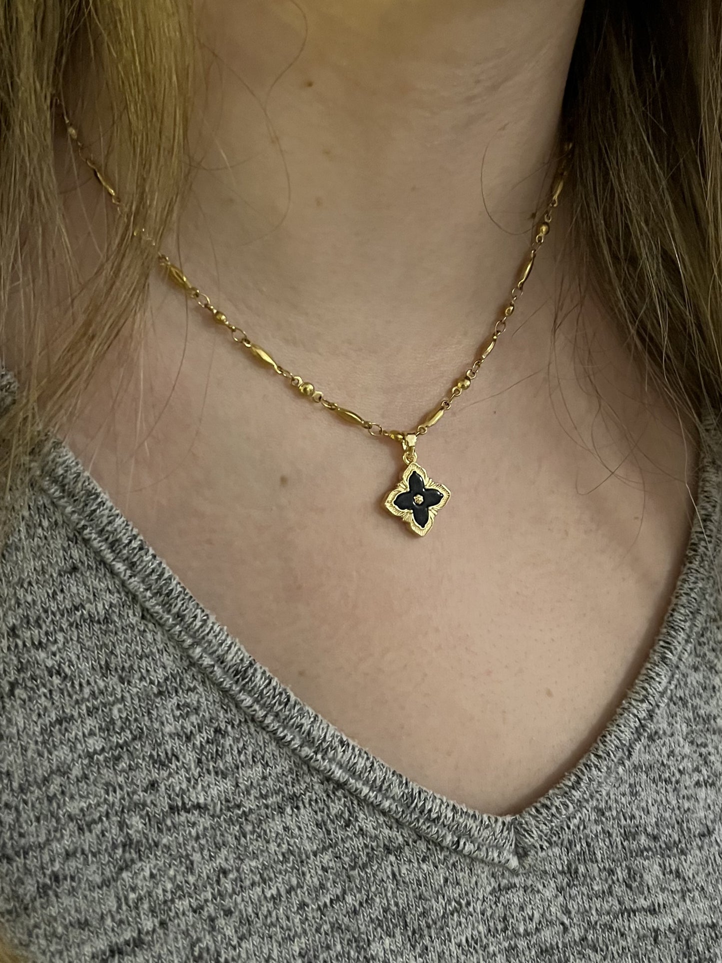 Κολιέ "Flower Motif"