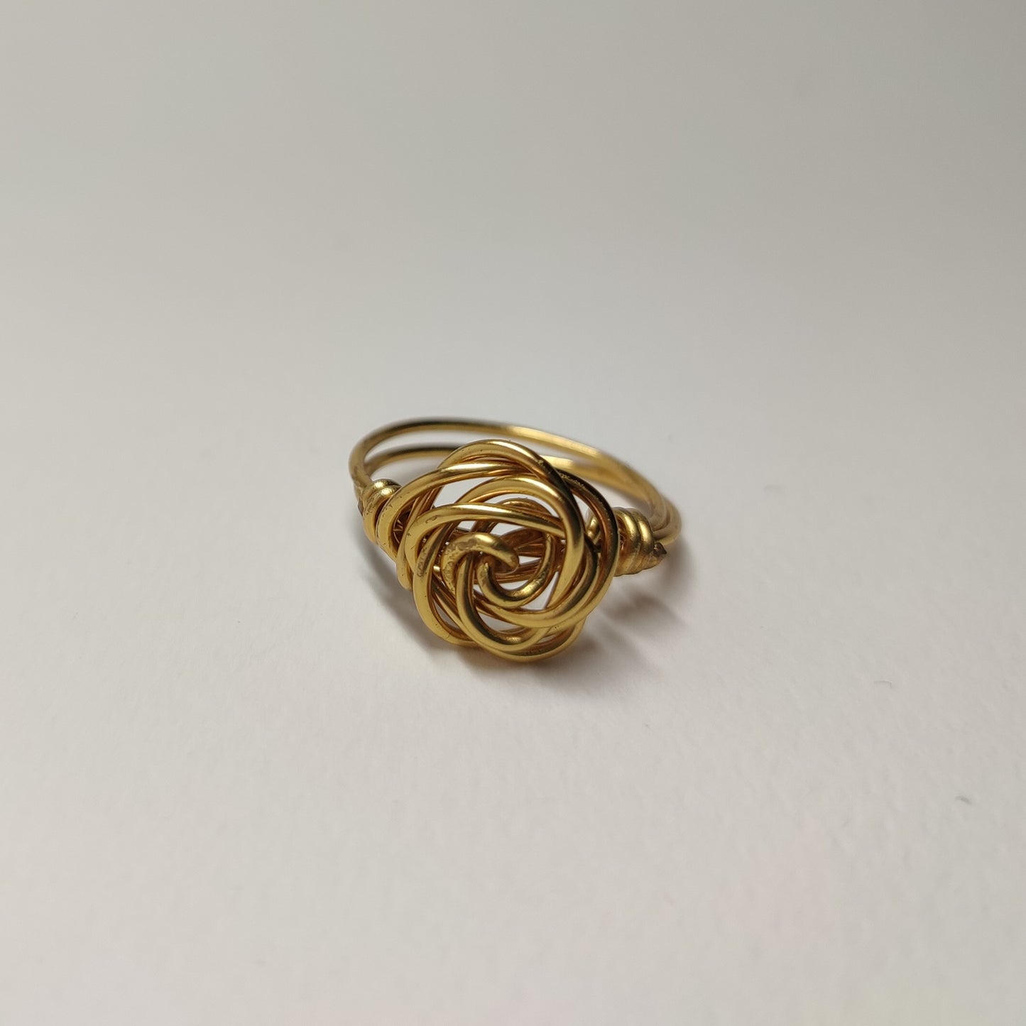 wire ring with rose formation