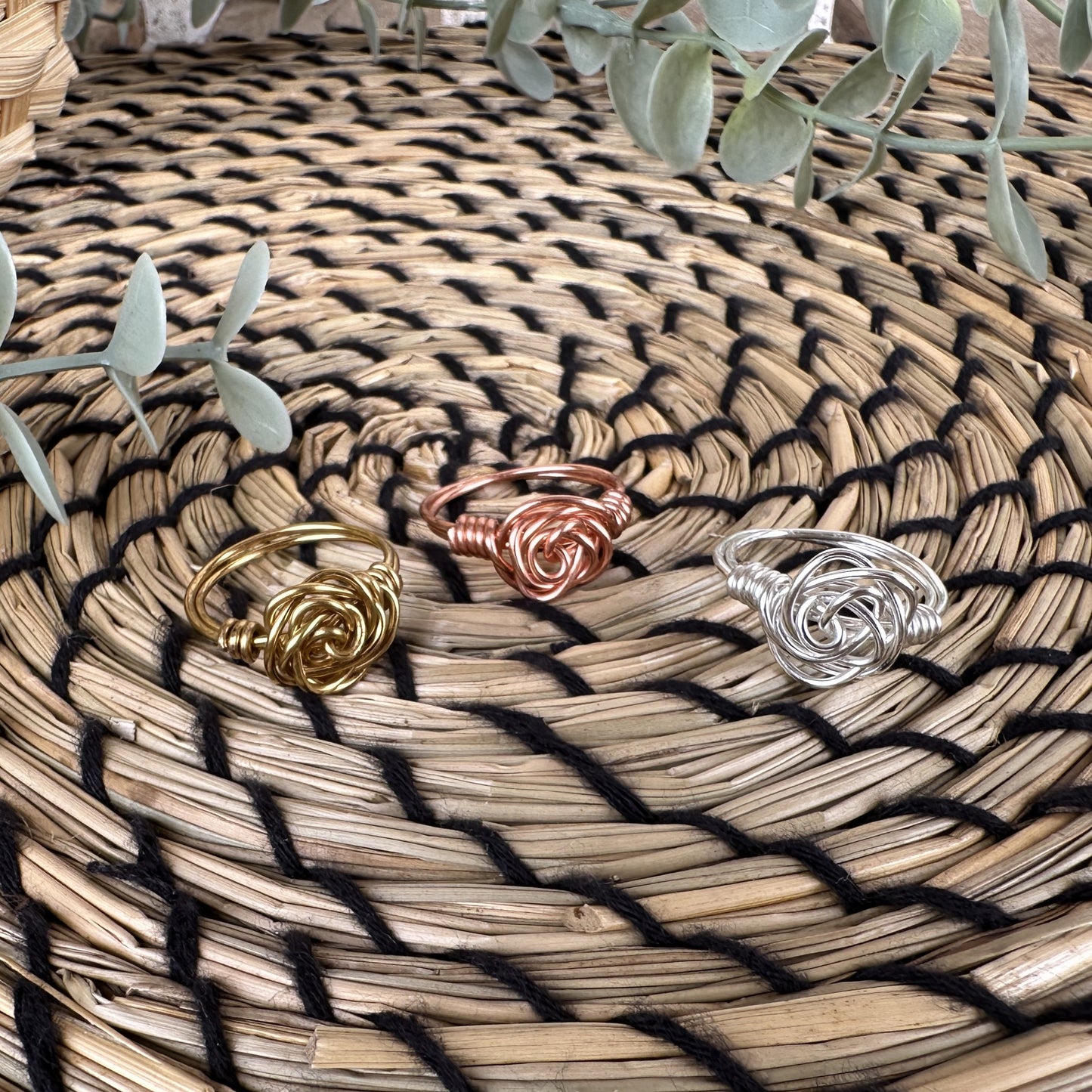 wire ring with rose formation