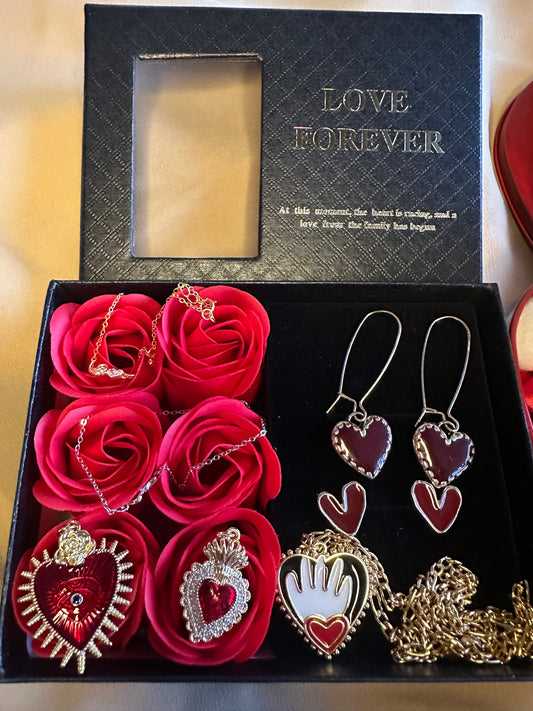 "Love" Gift Box